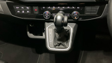 Volkswagen Caravelle 2.0 TDI Executive 199 4MOTION 5dr DSG Diesel Estate